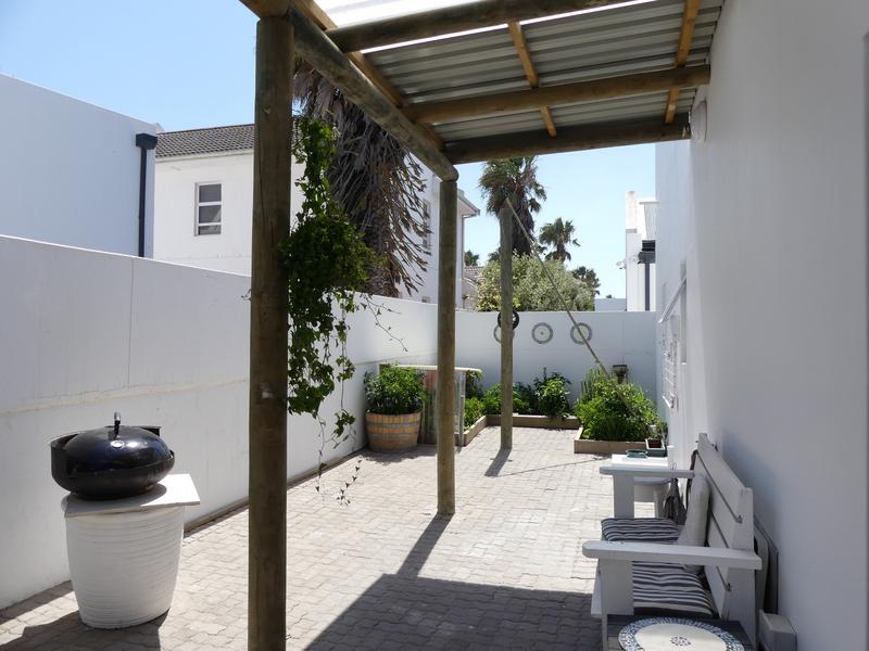 5 Bedroom Property for Sale in Britannia Bay Western Cape